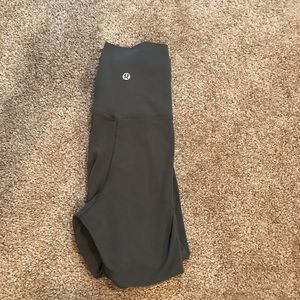 Lululemon cropped green leggings